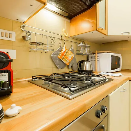 Apartamento Stendhal 49 *
